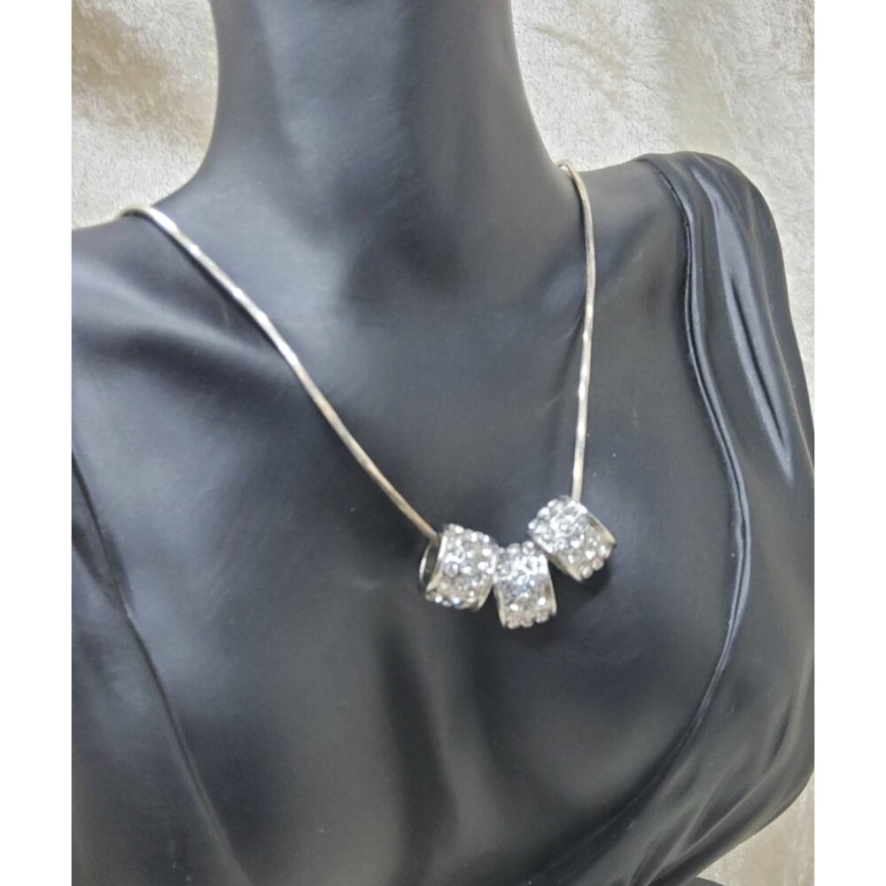 Vintage Elegant Sterling Silver Necklace With Three Sparkling Rhinestone Beads - Picture 8 of 16